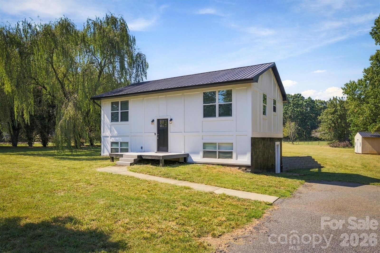 Property Photo: 2646 Icard Rhodhiss Road NC 28612