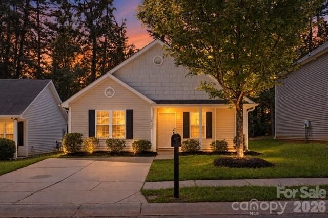 Property Photo:  3432 Kelsey Emma Court  NC 28269 