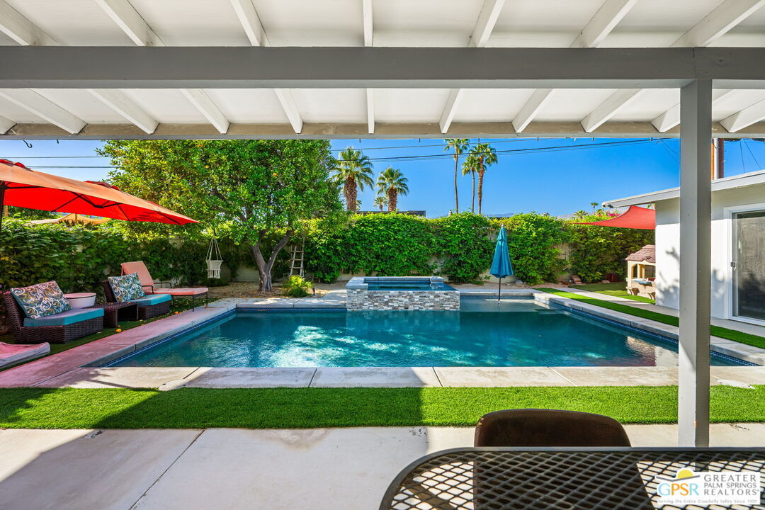 Property Photo:  74367 Parosella St  CA 92260 