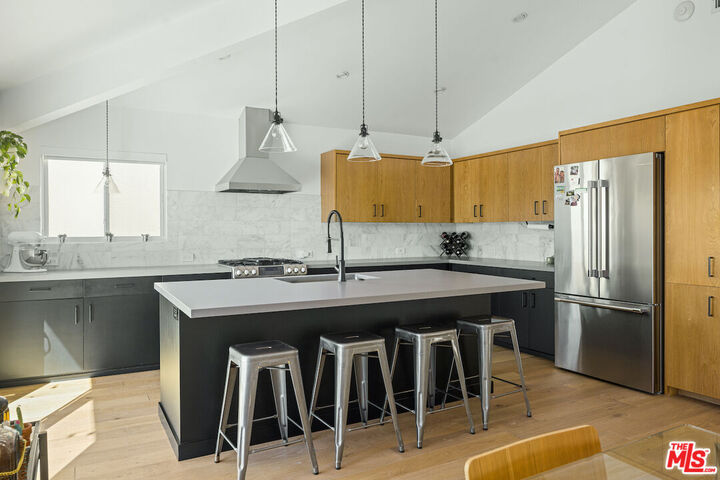 Property Photo:  2918 3rd St, Unit 1  CA 90405 