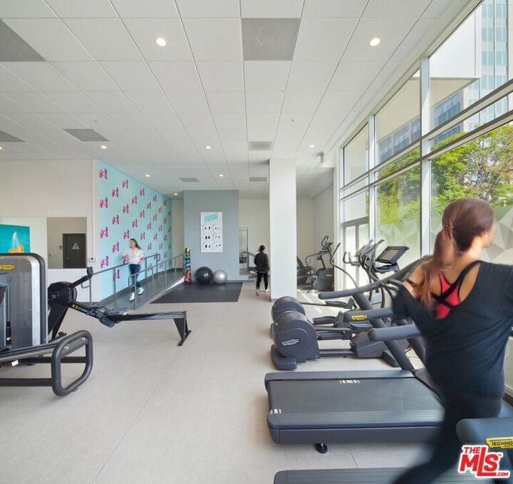 Property Photo:  3640 Wilshire Blvd, Unit 629  CA 90010 