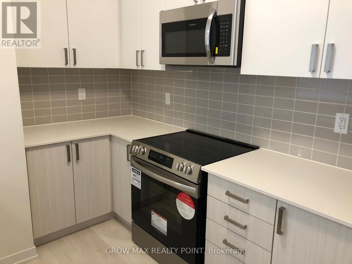 Property Photo: 1865 Pickering Parkway 1506 ON L1V 0H2