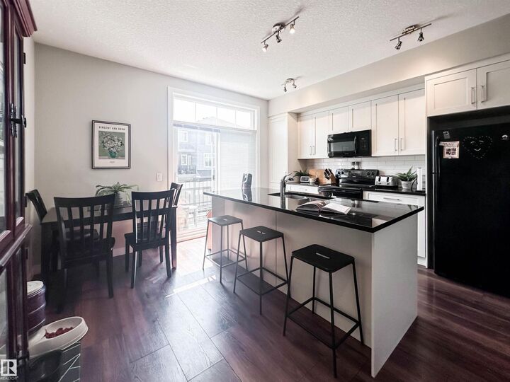 Property Photo:  #89 600 Bellerose Dr  AB T8N 7T5 