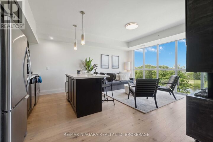 Property Photo:  7711 Green Vista Gate 601  ON L2H 1R1 