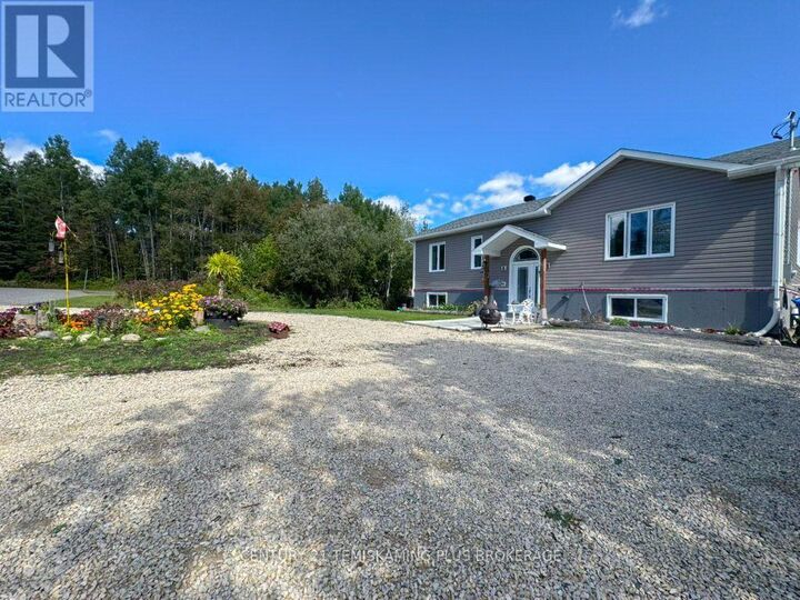Property Photo:  94 Hillview Street  ON P0J 1N0 