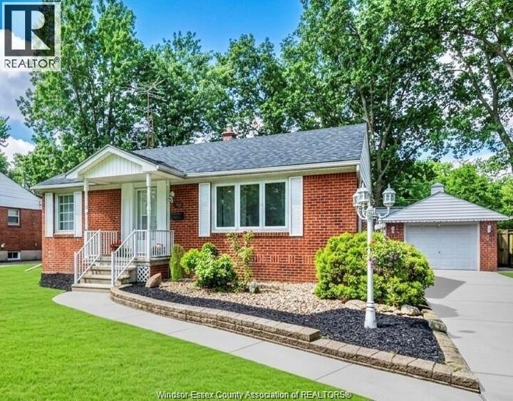 Property Photo: 3365 Curry Avenue ON N9E 2T4