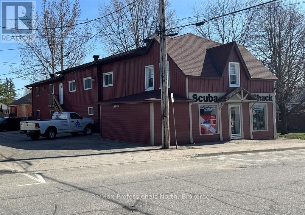 Property Photo:  141 Hotchkiss Street  ON P1P 1H6 