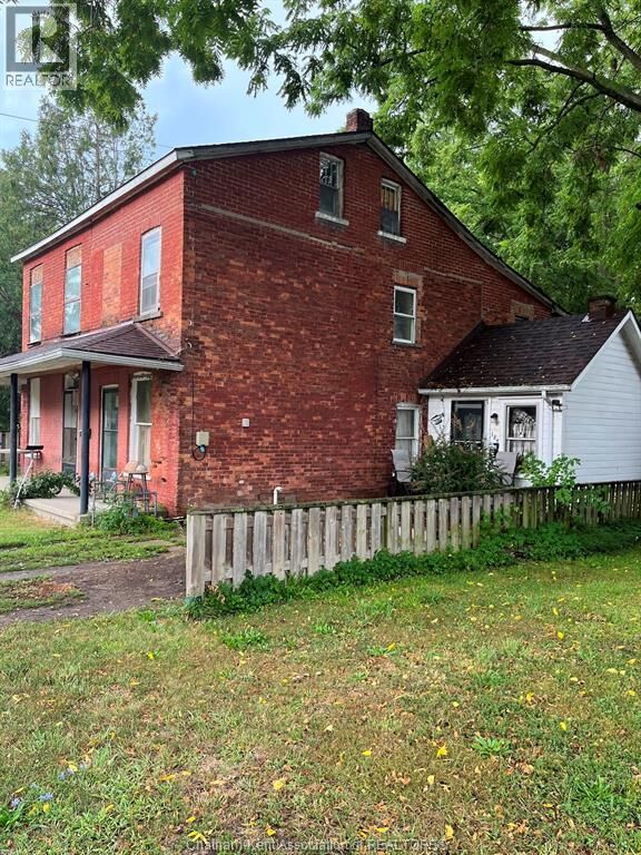 Property Photo:  181-183 Wellington  St. E Street  ON N7M 3P2 