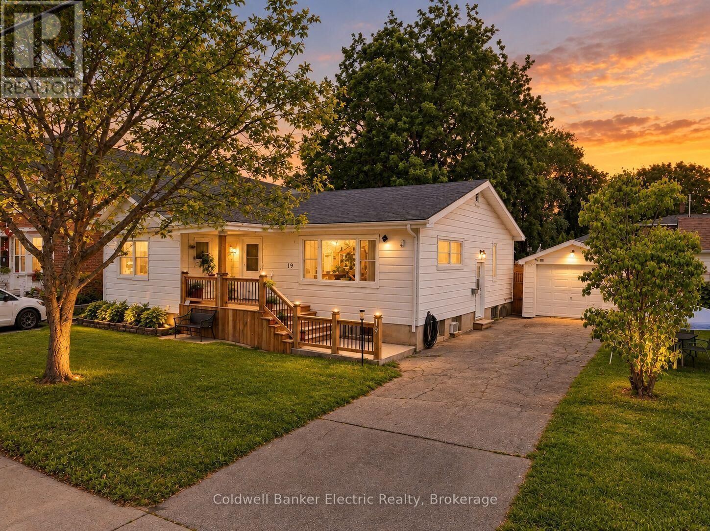 Property Photo: 19 Graham Street East ON K7R 1L6