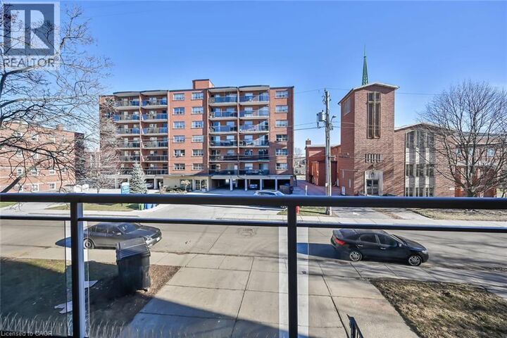 Property Photo:  30 Summit Avenue 202  ON L8V 2R8 