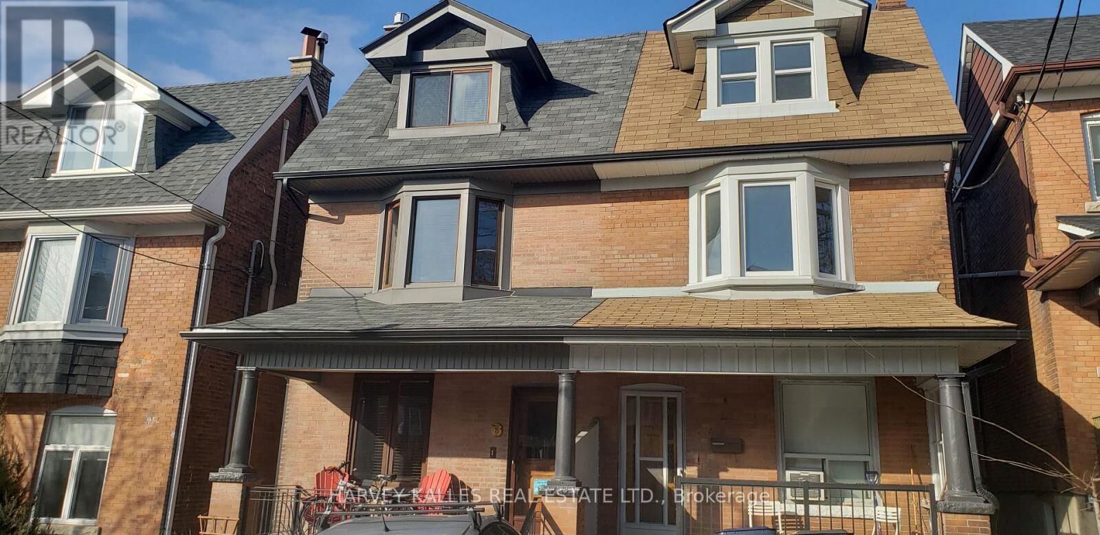 Property Photo:  4 Marchmount Road Upper  ON M6G 2A9 