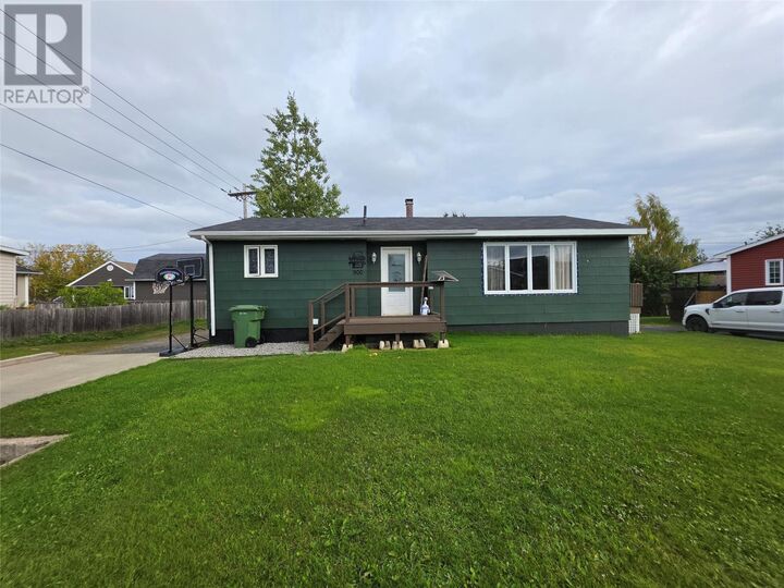 Property Photo:  900 Bartlett Drive  NL A2V 1C3 
