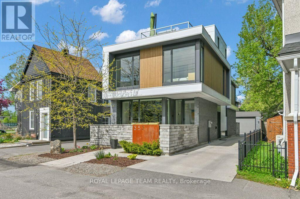Property Photo:  353 Winston Avenue  ON K2A 1Y6 