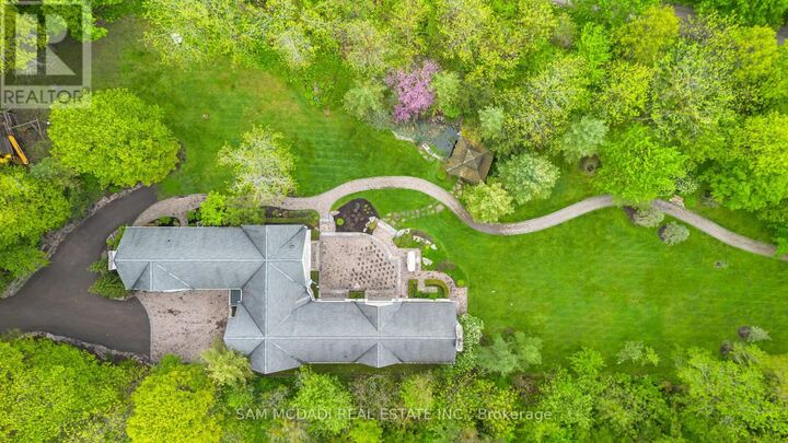 Property Photo:  839 East Lakeshore Road  ON L3K 5V3 