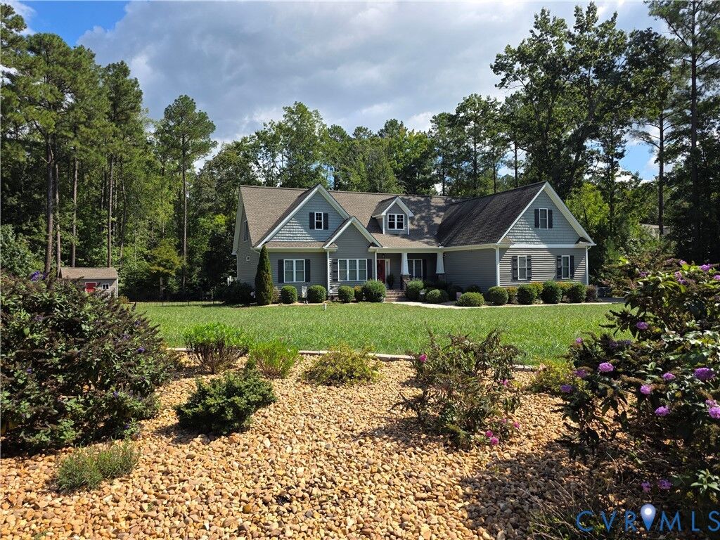 Property Photo: 6446 Chestnut Church Road VA 23116