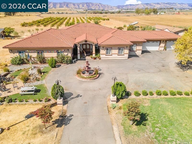 Property Photo:  8495 Freedom Ln  CA 95694 