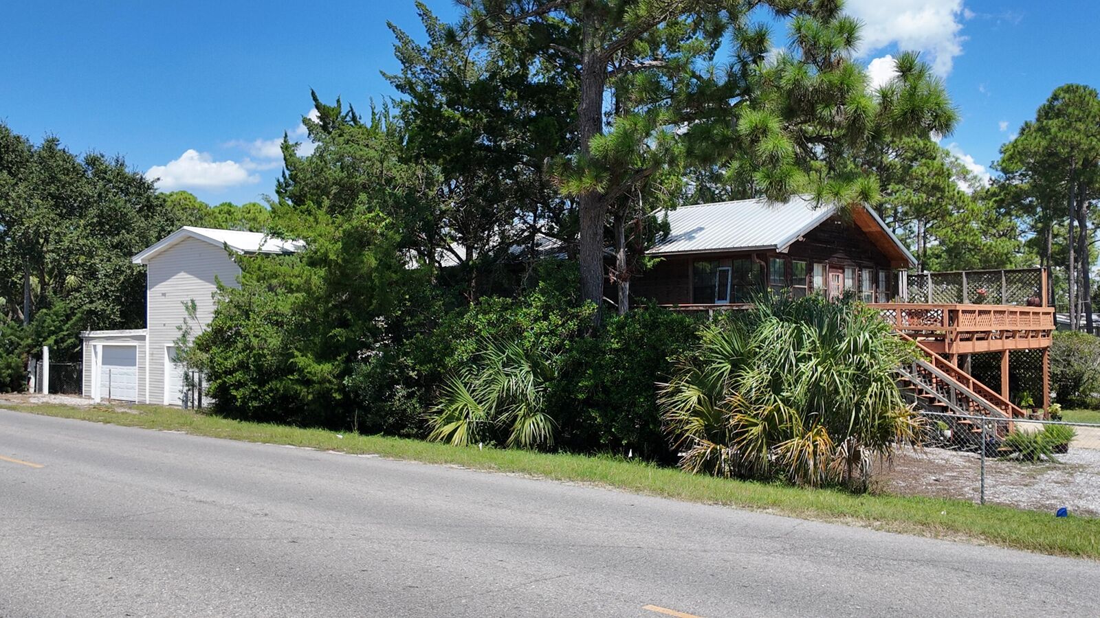 Property Photo: 13 Country Club Drive FL 32459