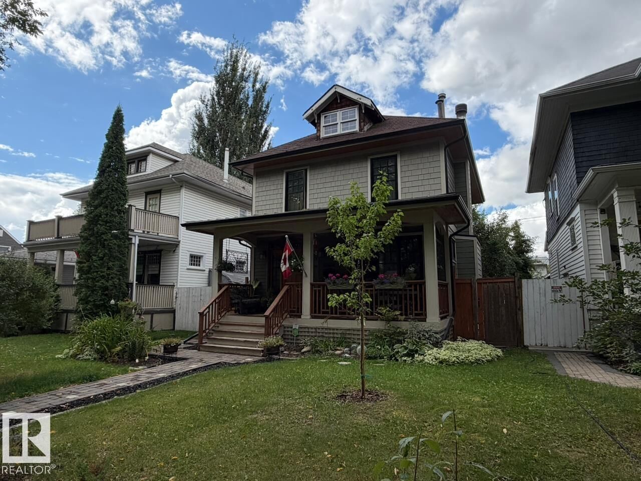 Property Photo: 10994 126 Street NW AB T5M 0P5
