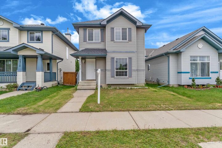 Property Photo:  2912 31 Street NW  AB T6T 1T9 