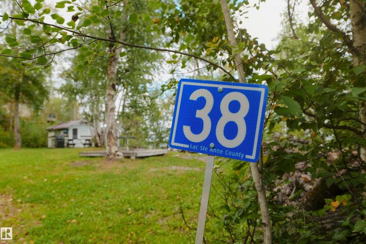 Property Photo:  3215 Twp Road 574 38  AB T7N 1A4 