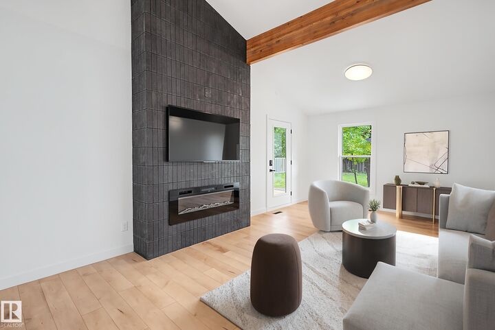 Property Photo:  50 Gillian Crescent  AB T8N 0W1 