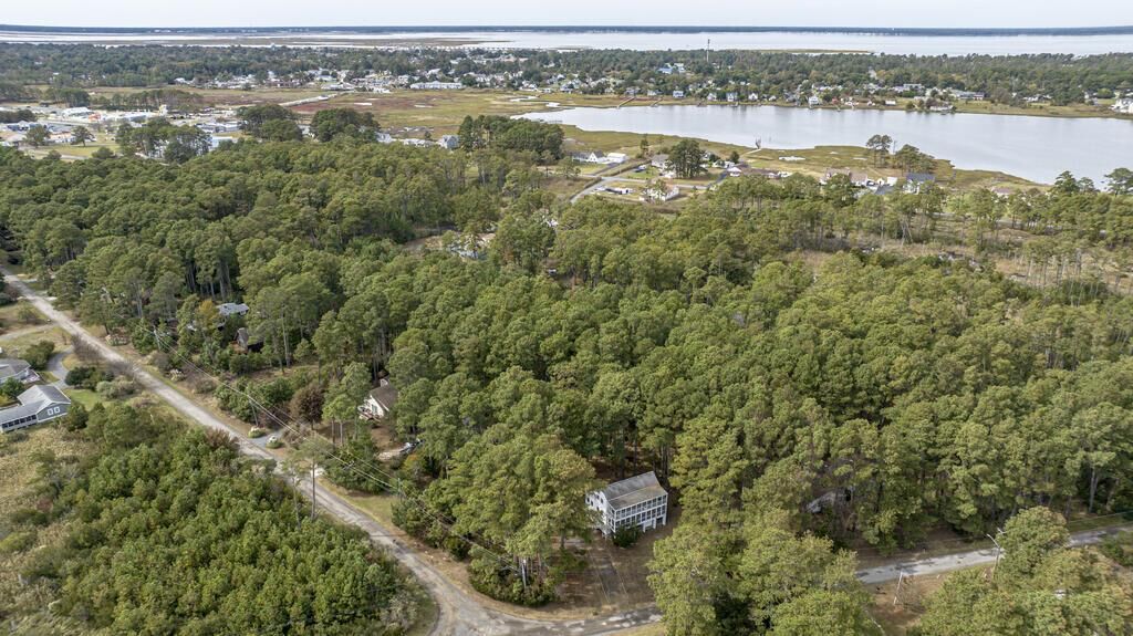 Property Photo: 5471 Oak Dr VA 23336