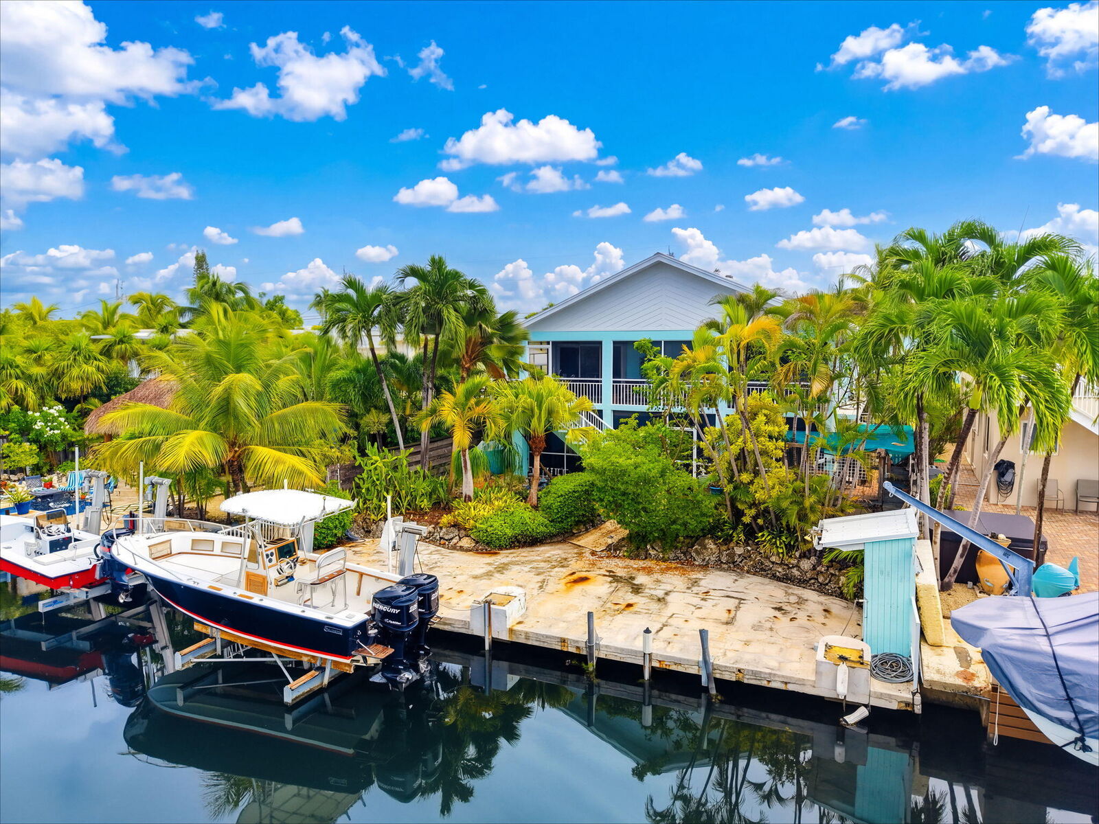Property Photo: 147 Gardenia Street FL 33070