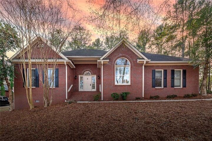 Property Photo:  7060 Havenridge Way  GA 30253 