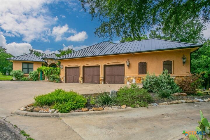 Property Photo:  1432 Arnold Palmer Circle  TX 76571 