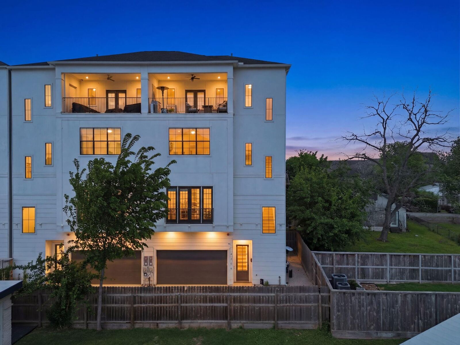 Property Photo: 4306 Center Street TX 77007