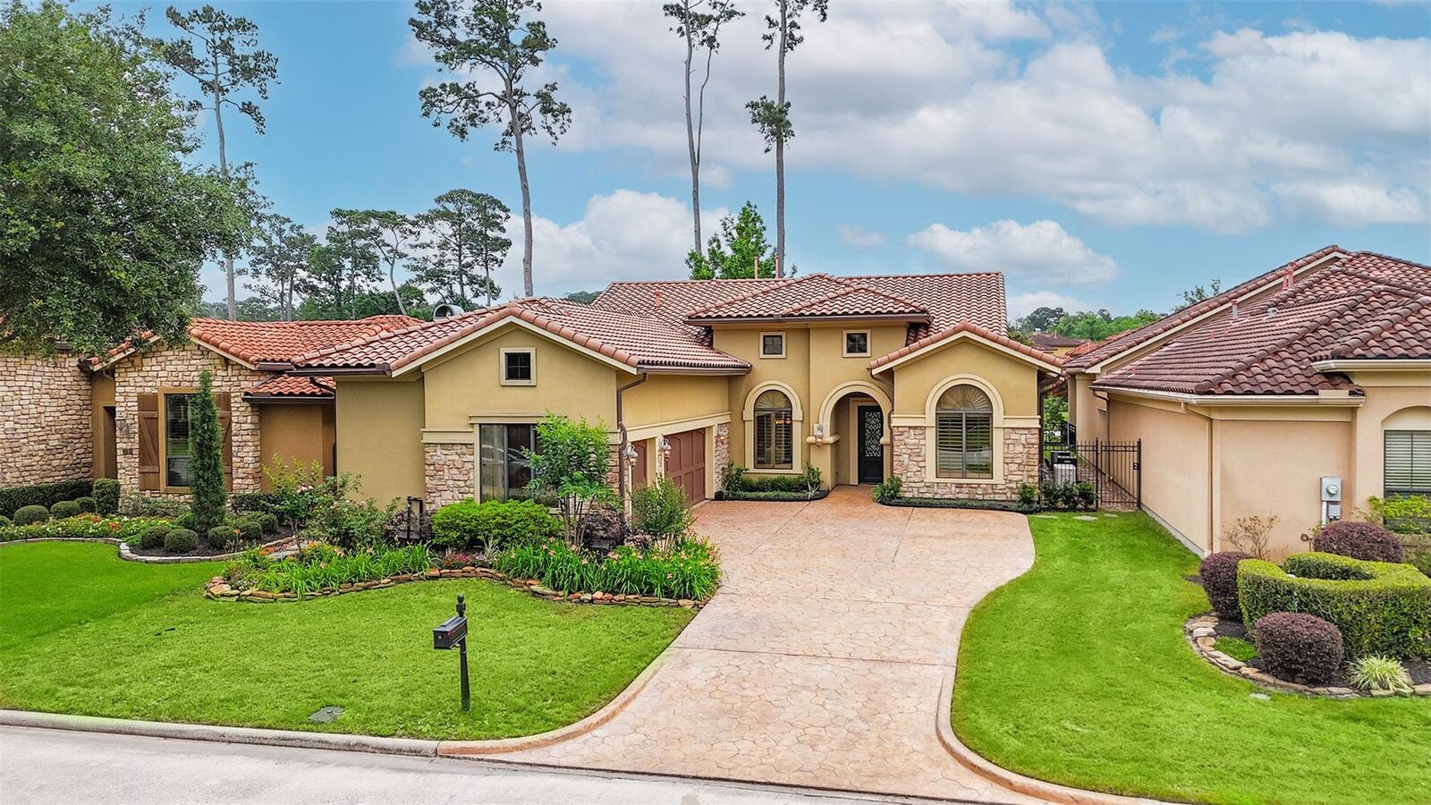 Property Photo:  3023 Serena Vista Way  TX 77068 