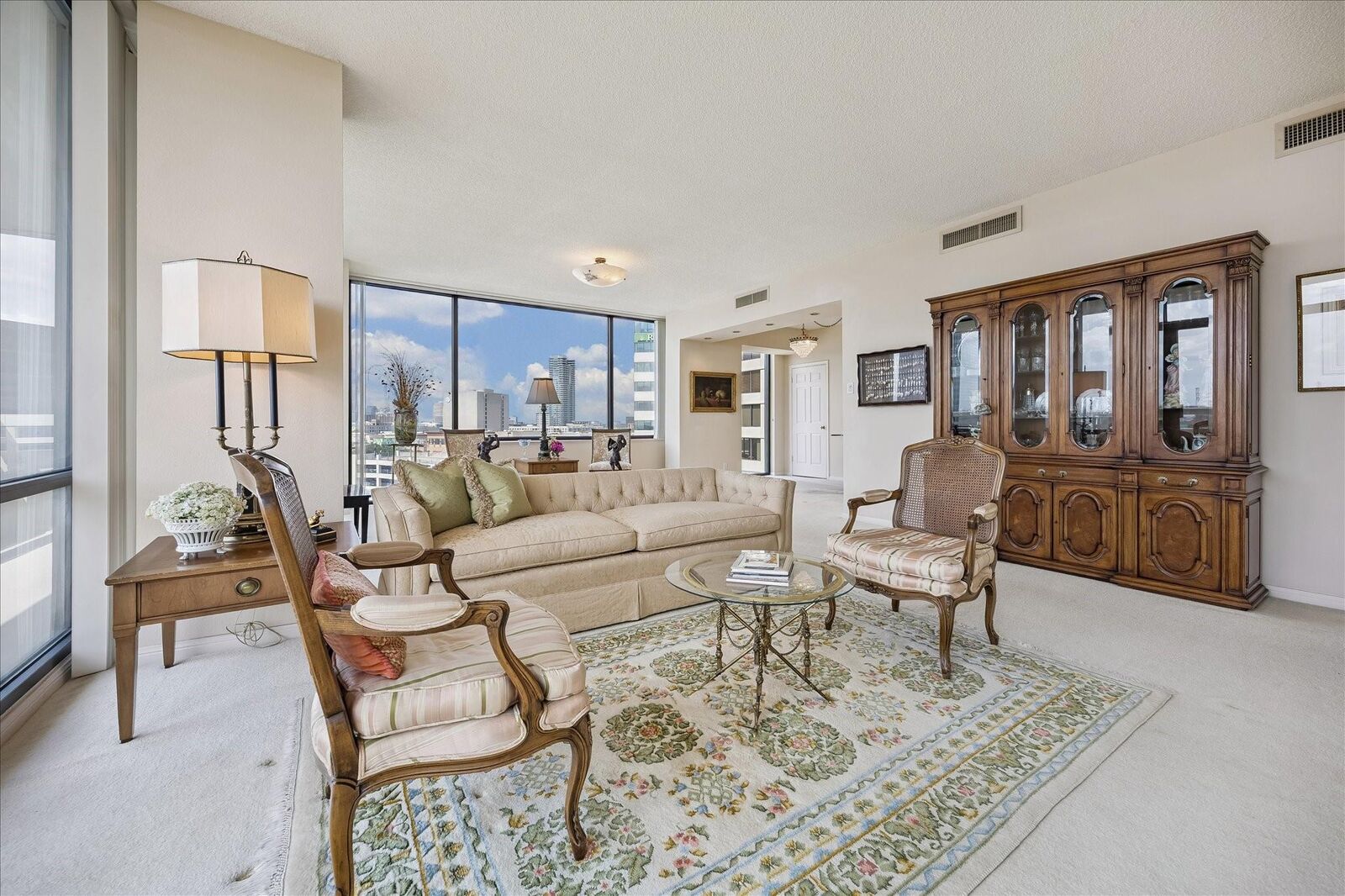 Property Photo:  15 Greenway Plaza 9F  TX 77046 