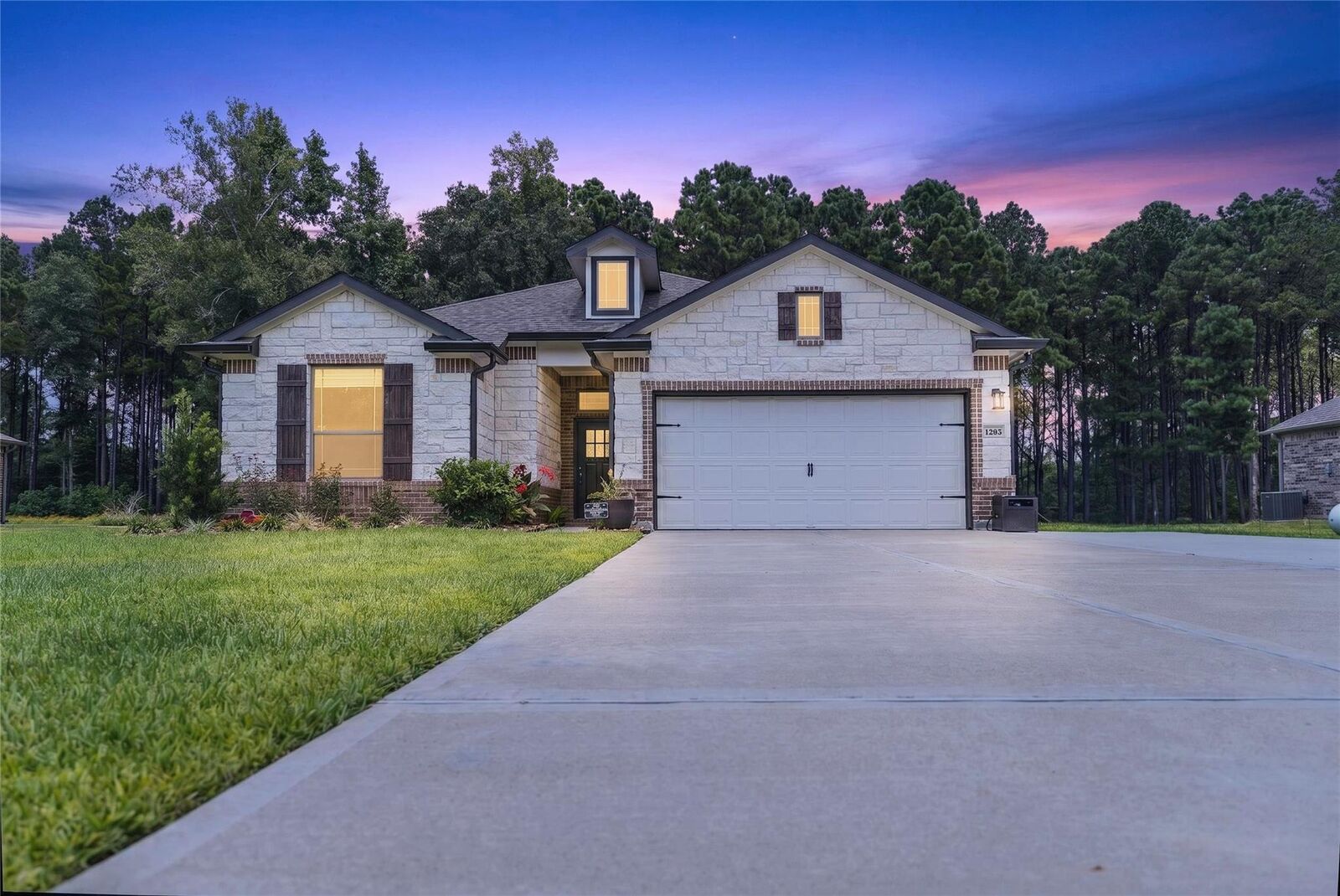 Property Photo: 1295 Road 66112 TX 77535