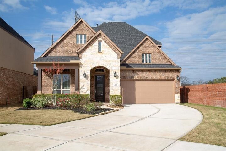 Property Photo:  4902 Thunder Creek Lane  TX 77479 