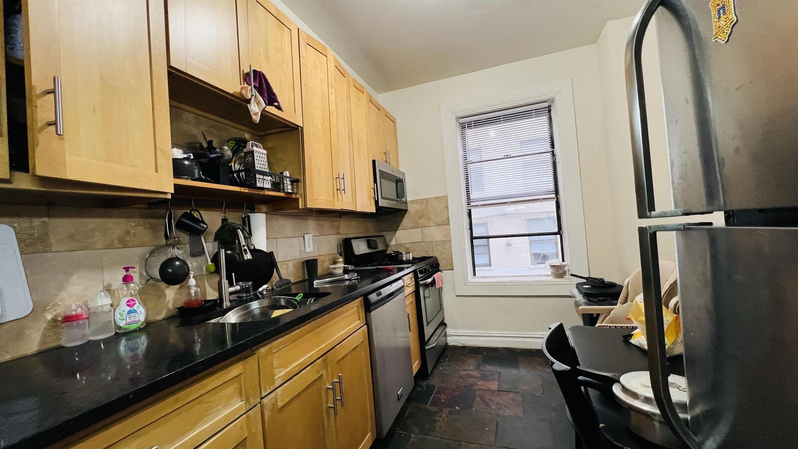Property Photo:  118 Corbin Ave 302  NJ 07306 