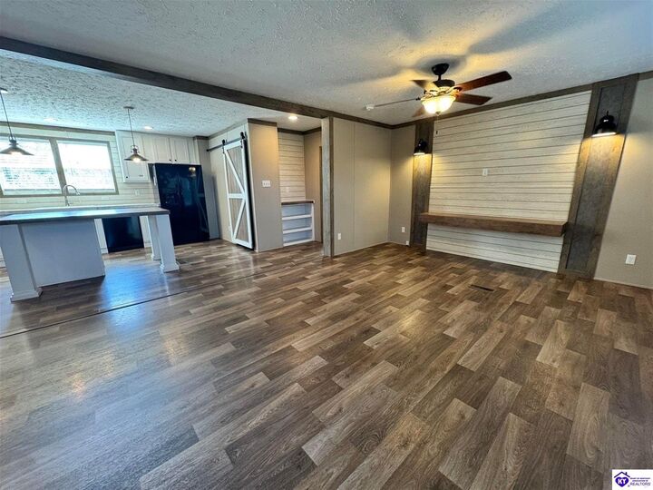 Property Photo: 3883 Woodland Road KY 40175