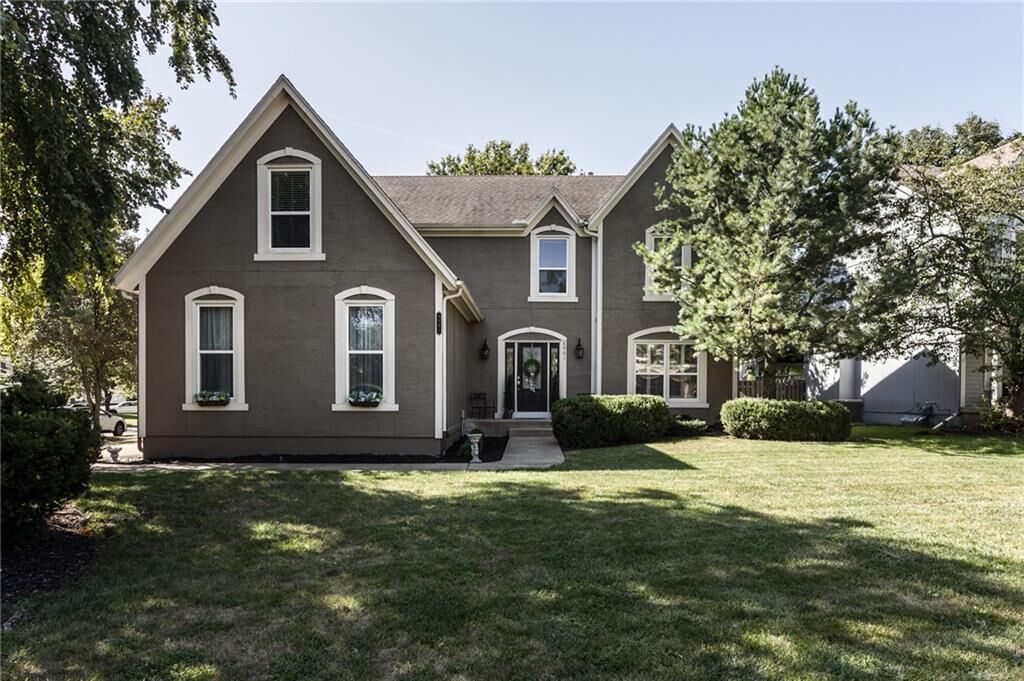 Property Photo: 8901 W 125th Terrace KS 66213
