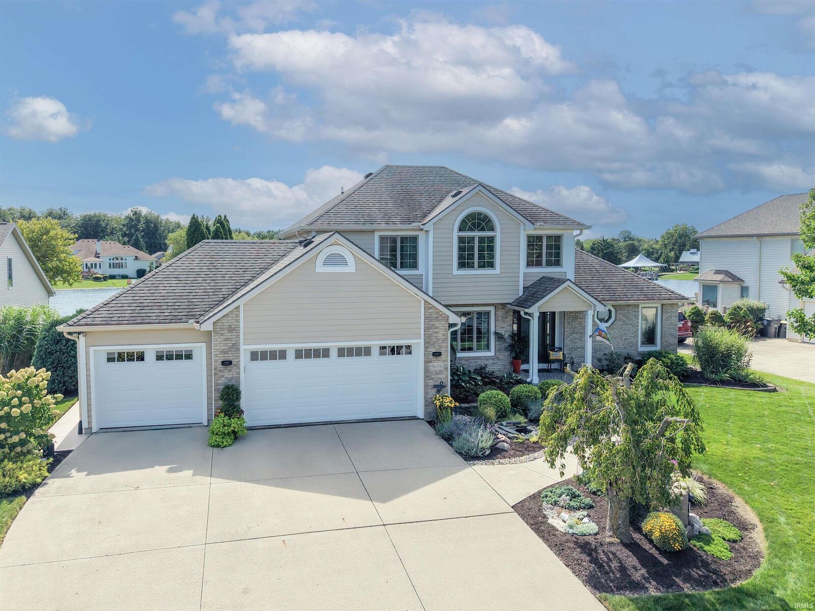 Property Photo: 9626 Sea View Cove IN 46835