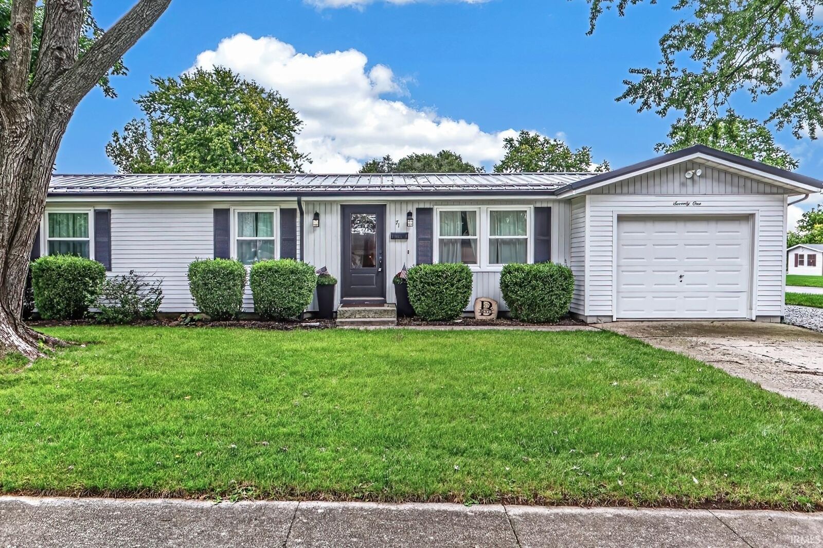Property Photo: 71 Westgate Street IN 46714