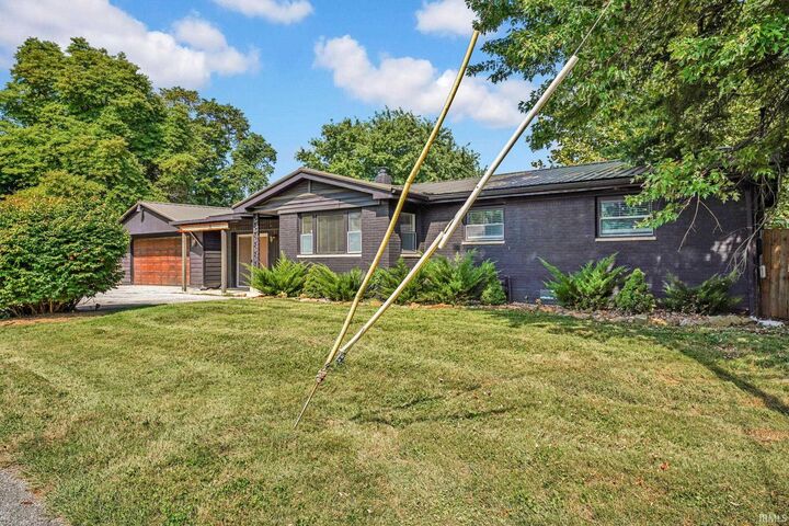 Property Photo: 4030 W Fleener Avenue IN 47403