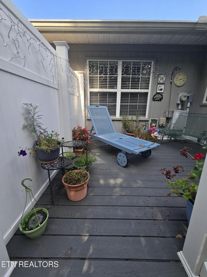 Property Photo:  2021 Locarno Drive  TN 37914 