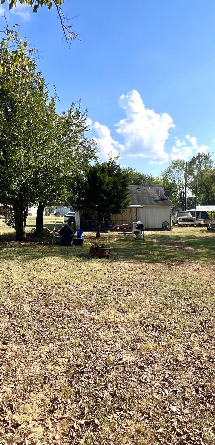 Property Photo:  376 W Otis Circle  KY 42240 