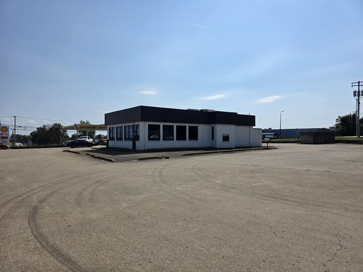 Property Photo:  1002 Crossroads Lawrenceburg Ky 40342 Drive  KY 40342 