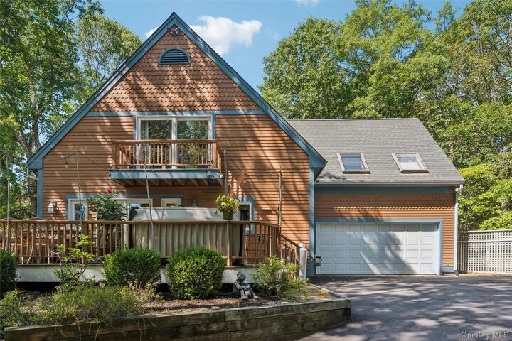 Property Photo:  1745 Bayview Avenue  NY 11952 