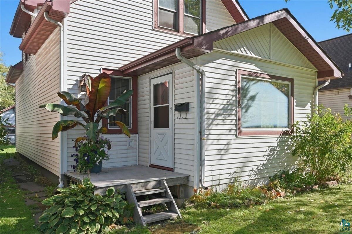 Property Photo:  3715 E 3rd St  WI 54880 
