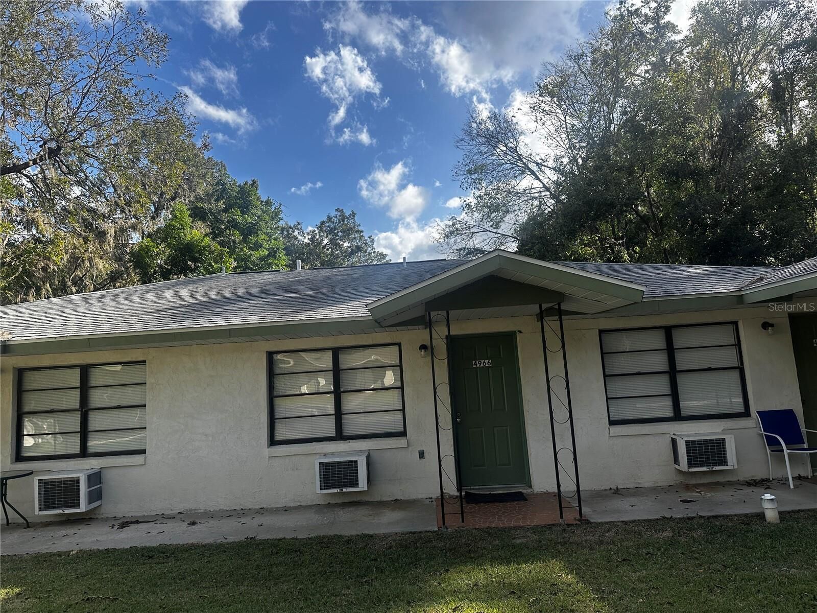 Property Photo: 4966 SE 111th Lane FL 34420