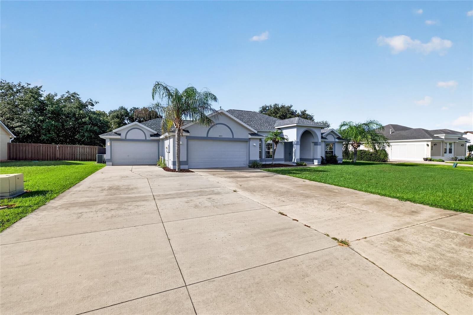 Property Photo:  36731 Tropical Wind Lane  FL 32735 