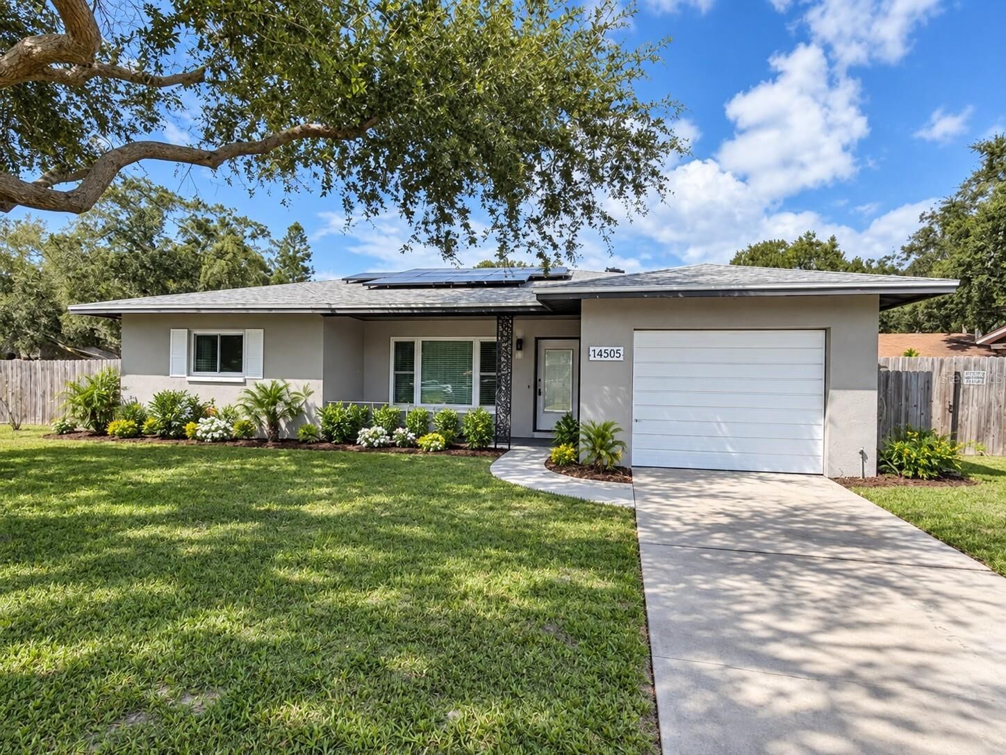 Property Photo: 1450 Carolyn Lane FL 33755