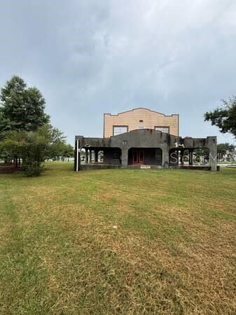 Property Photo:  375 W Bay Avenue  FL 33839 