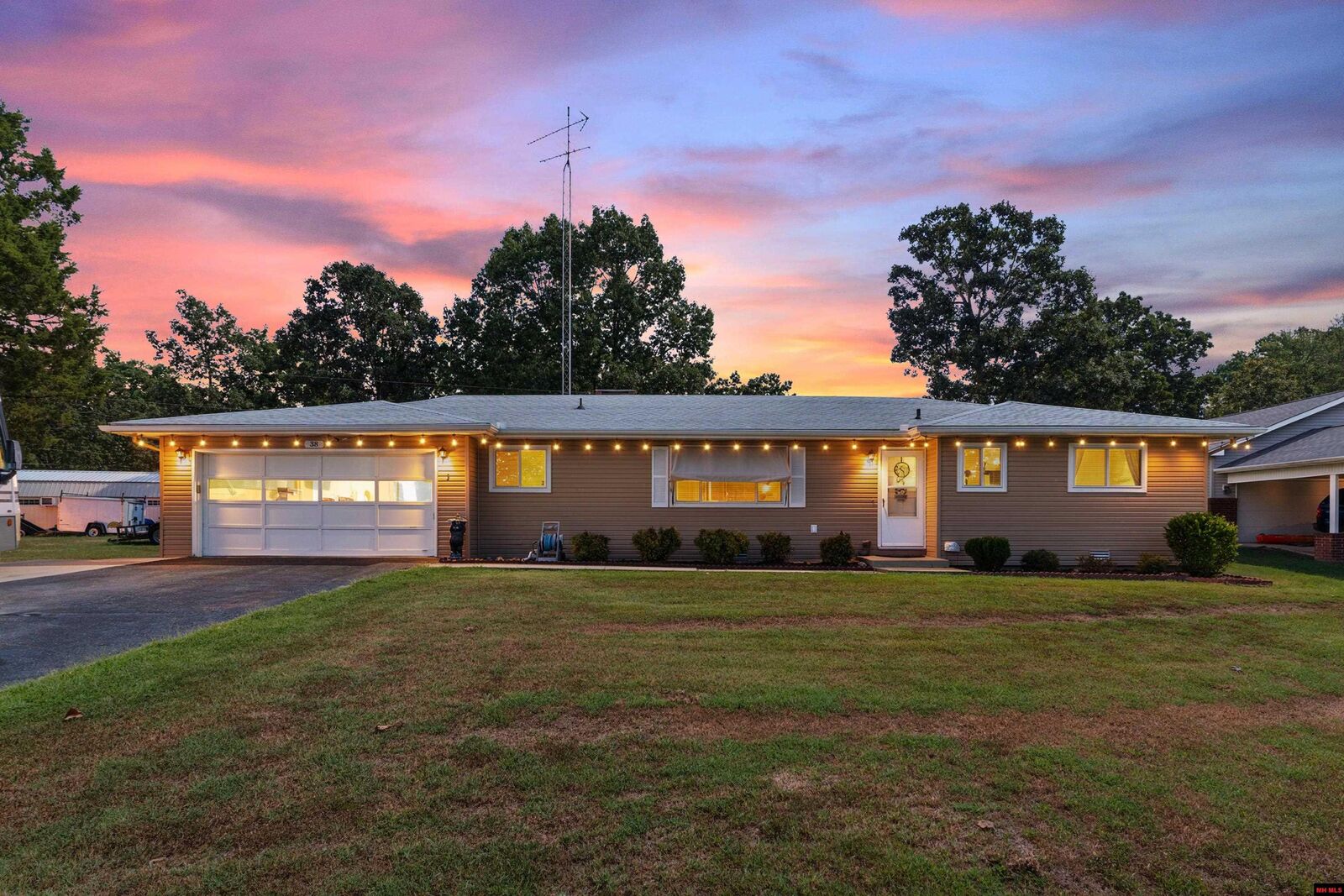 Property Photo:  38 Foxridge Lane  AR 72642 